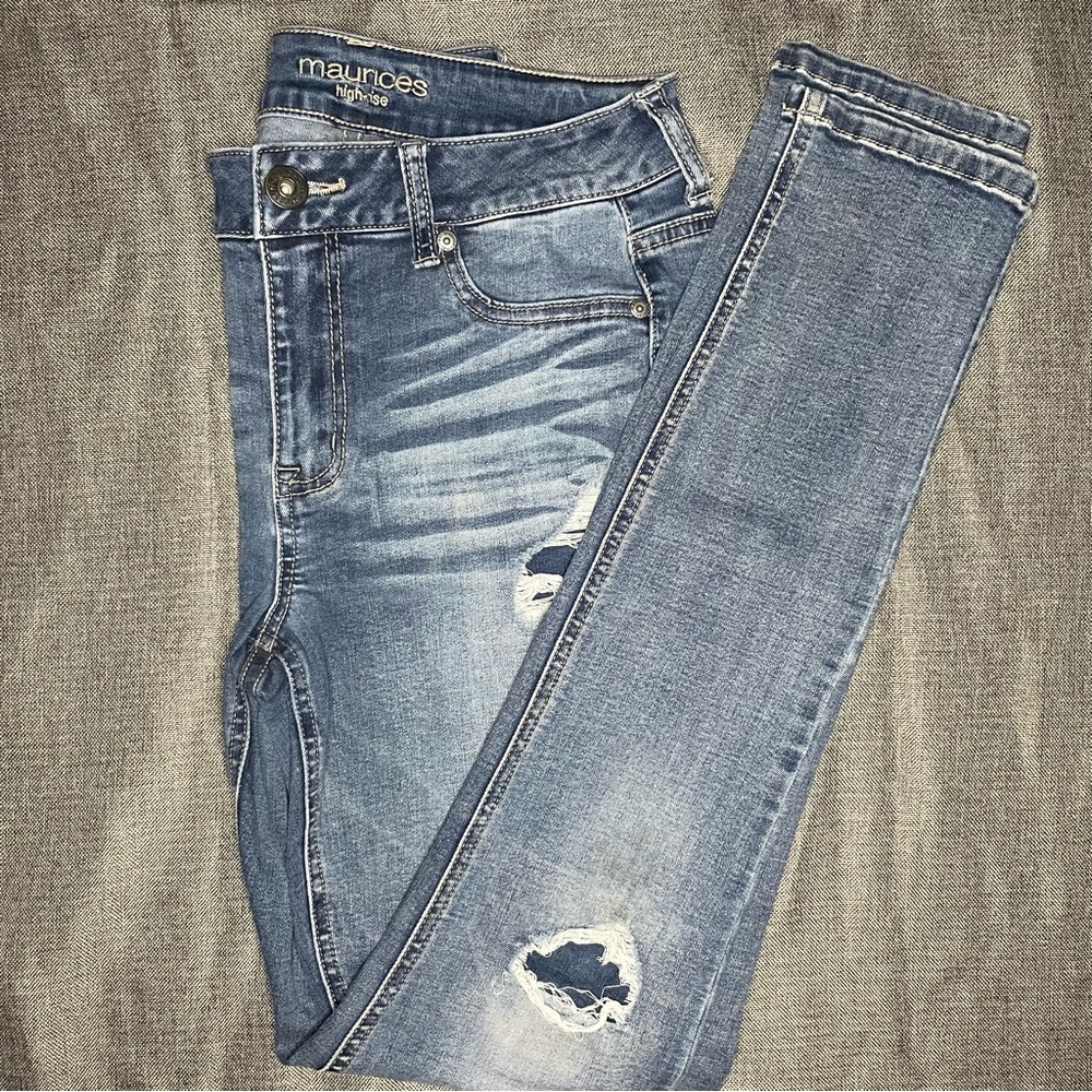 M Jeans by Maurices Everflex Super Skinny High Rise Stretch Ripped Jean